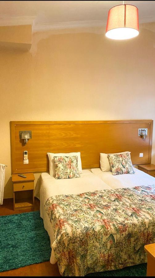 Abrigo Da Estrela Bed & Breakfast Covilha Bagian luar foto